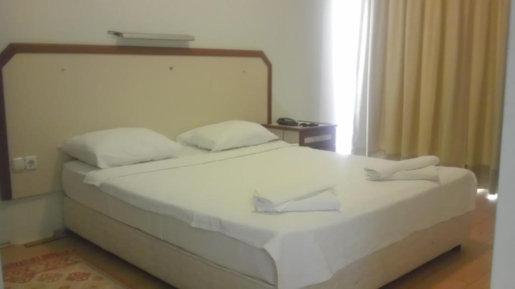 Zeytin Apart Hotel Çeşme Zimmer foto